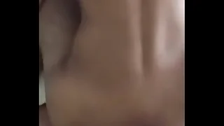 marido me pre&ntilde;a con su primo